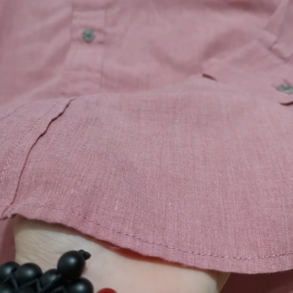 2 Men's Button Up Dress Shirts - Picture 6 of 16